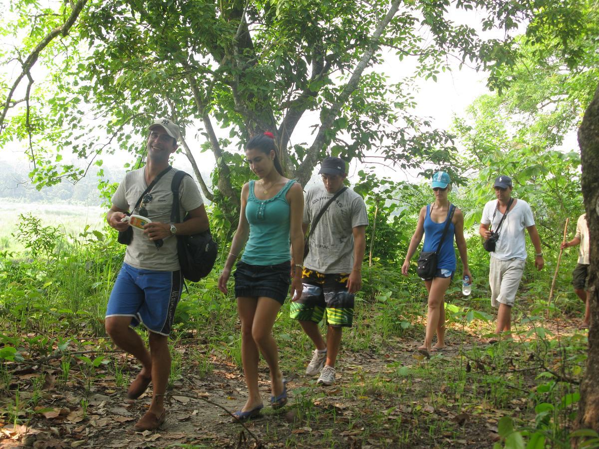 Rhino Land Jungle Lodge Саураха Екстер'єр фото
