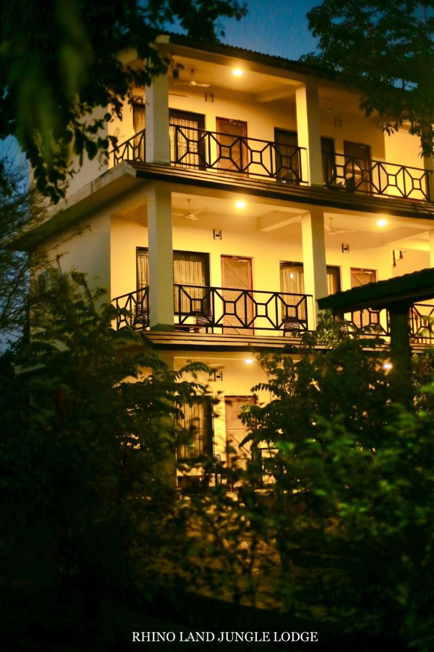 Rhino Land Jungle Lodge Саураха Екстер'єр фото